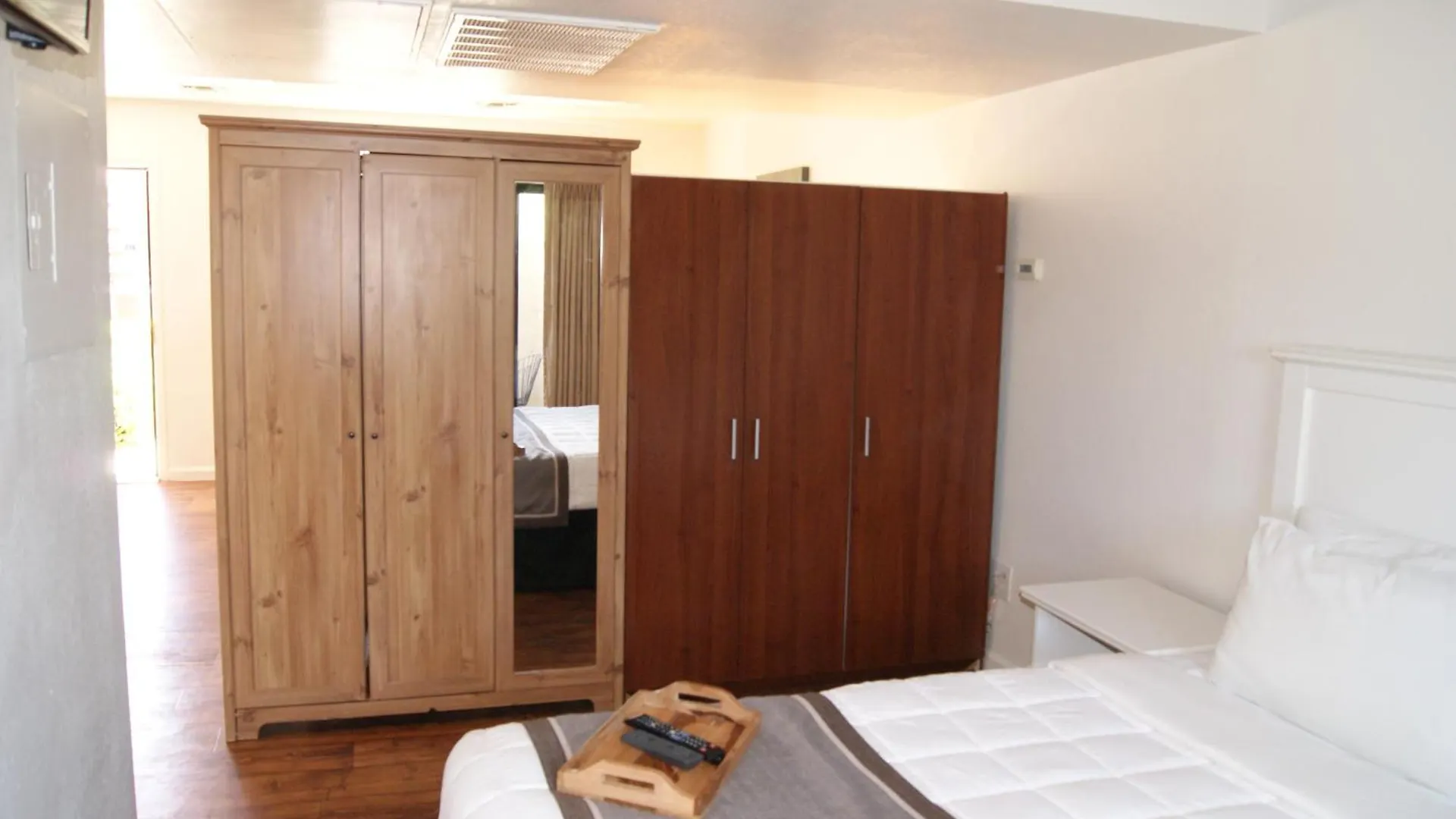 104 Fully Furnished 1Br Suite-Outdoor Pool Scottsdale